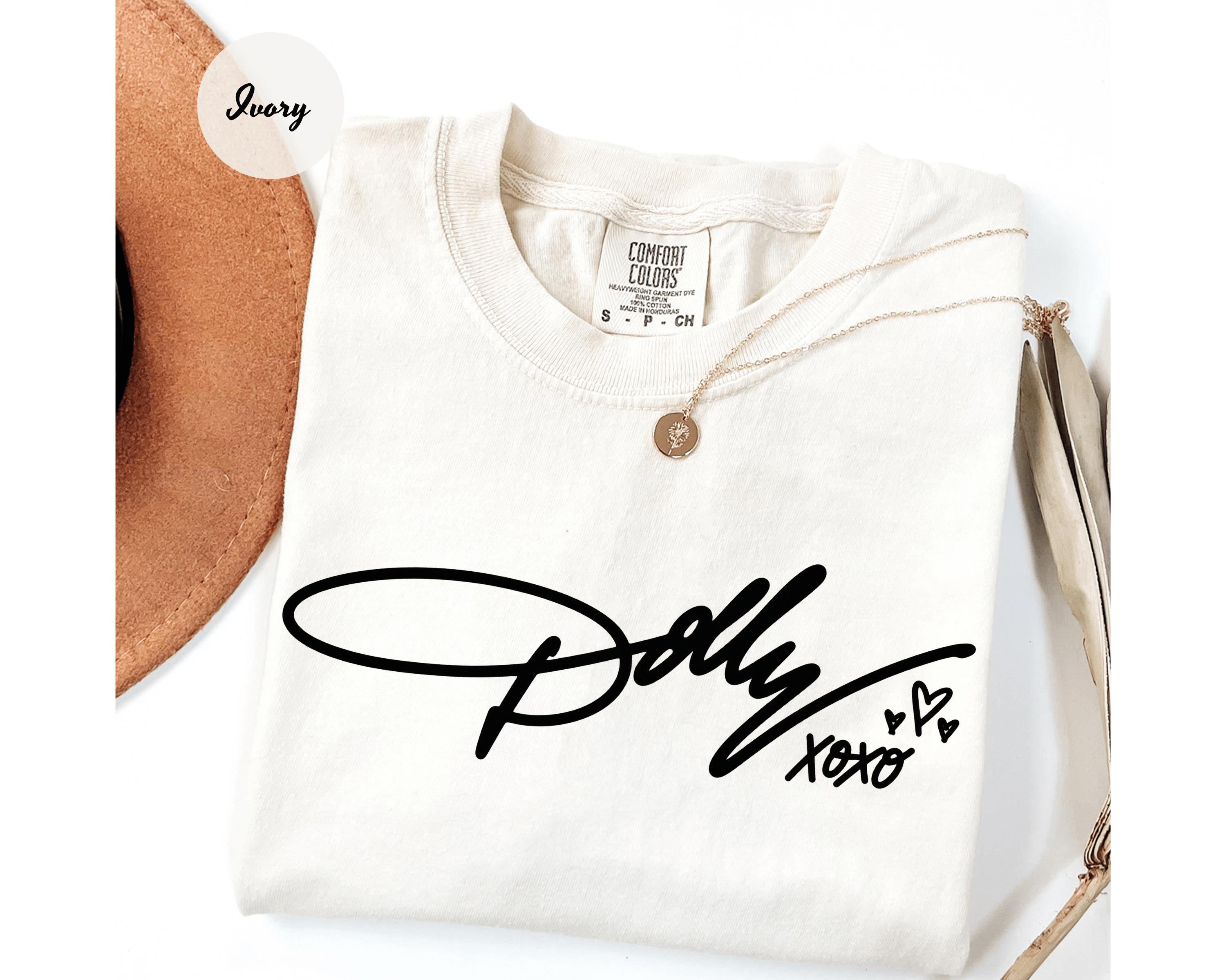 Dolly Parton Memorial Shirt, Signature Vintage Graphic Tee, 1946–2026 Country Music Tribute T-Shirt, Western Country Fan Gift 2