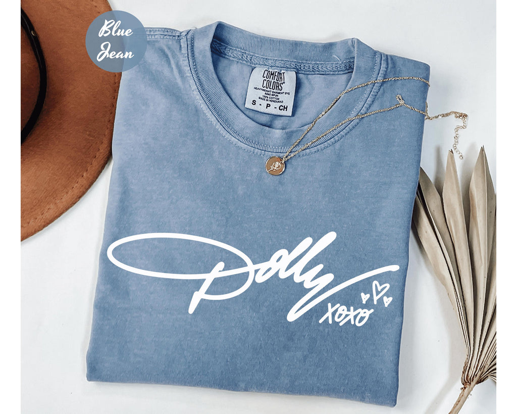 Dolly Parton Memorial Shirt, Signature Vintage Graphic Tee, 1946–2026 Country Music Tribute T-Shirt, Western Country Fan Gift 9